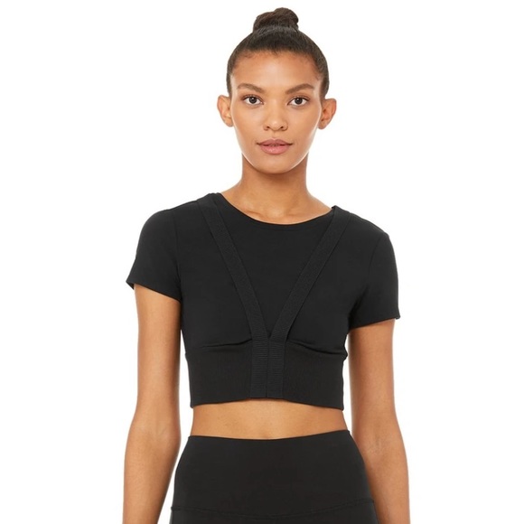 ALO Yoga Tops - NWT ALO Revolve Crop Tee